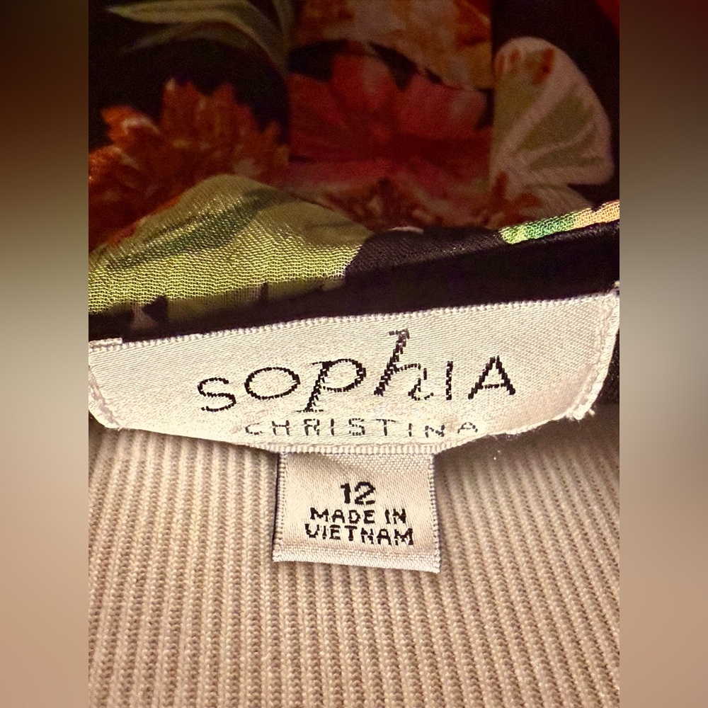 Sophia Christina Vibrant Floral Design with Green and Black Size-12 - Picture 3 of 8